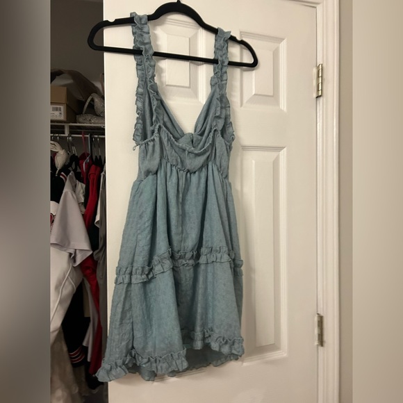 DRESS - Picture 1 of 2